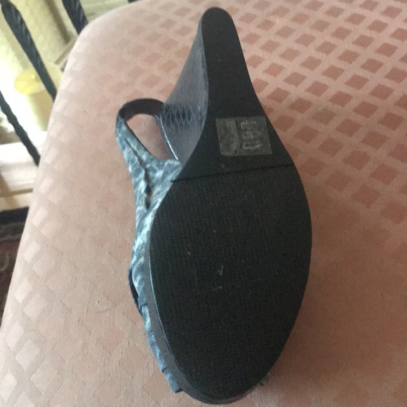 Wedges - Picture 3 of 3